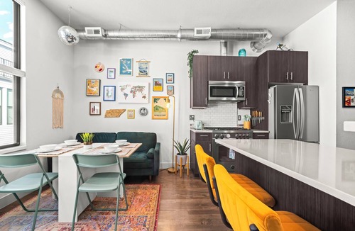 Curtis Park House | Bright 1BR + Office, Attached Garage & Fast WiFi