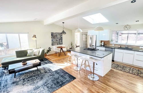 Old North Boulder House | Bright & Open 2 Bed, Home Walk to Downtown & CU