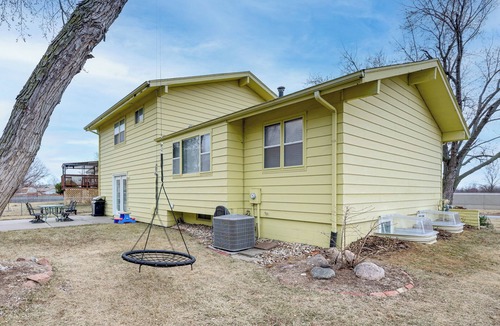 Millard House | Bring the Family! Suburban Home w/Yard in Omaha