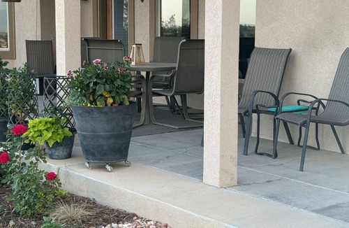 Cheyenne Apartment | Broken Bow Retreat