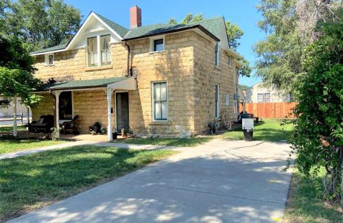 Hays Apartment | Buffalo Haus - Schlyer Place