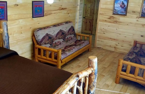 Monticello Cabin | Camp Jackson Lake Cabin Retreat