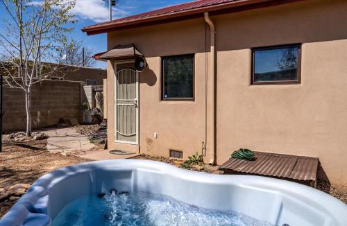 Southside House | Casa Lujan