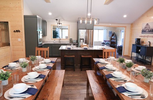Eagle River House | Catfish Hideaway Estate