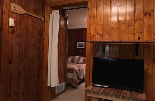 Honor Hotel | Cedar Ridge Cabins