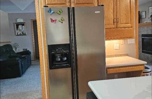 Chalco House | Charming 2-bedroom house in lovely Omaha with AC, WiFi.