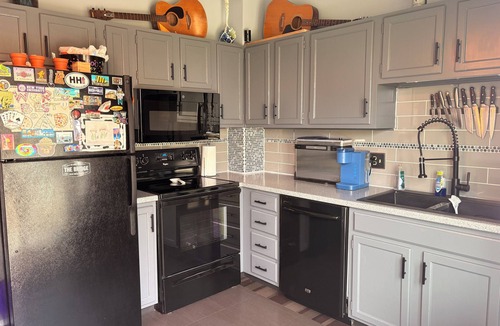 Olathe House | Charming 2-bedroom townhome with AC, minutes from I-35