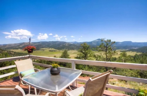 Florissant Cabin | Charming 3-bedroom cabin in Florissant, CO