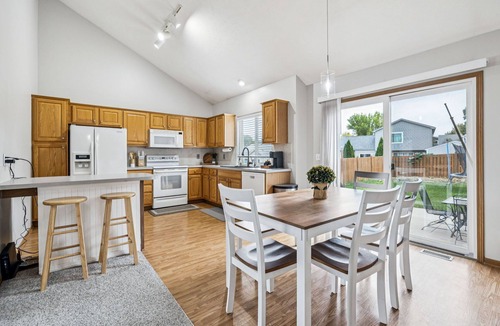 McArdle House | Charming 3-Bedroom House in Omaha – Quiet Stay Near Local Attractions