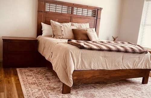 Sheridan County House | Charming 4 bedroom, 3 bath Country Home. Just minutes from Town