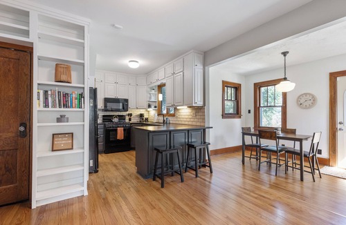 Medical Center House | Charming 4-bedroom house 2 bath house - 10 minutes from CWS in welcoming Omaha