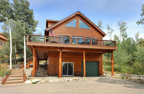 Wildernest House | Charming 4-bedroom 1/2 duplex house in Silverthorne perfect for your getaway