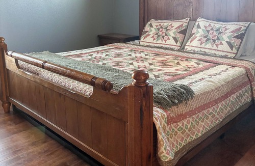 Marienthal House | Charming 5-bedroom farmhouse with AC, WiFi in peaceful Marienthal