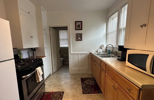 Historic Fort Collins High School Apartment | Charming And Gorgeous 1 Bedroom Unit In Old Town