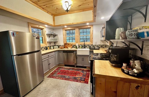 Cooperstown Cabin | Charming and rustic 3-bedroom cabin just minutes from Cooperstown