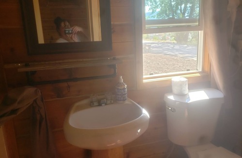 Thompson Falls Cabin | Charming cabin in delightful Thompson Falls with AC
