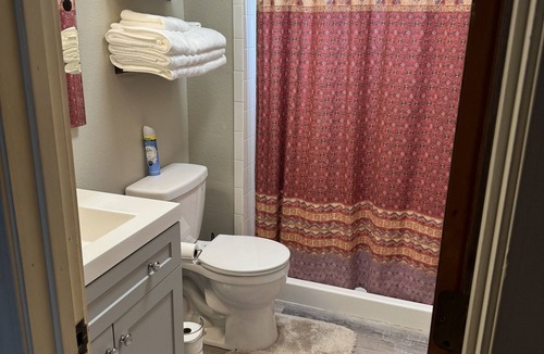 Blanco House | Charming farmhouse close to the Quality Waters and Navajo Lake Marina.
