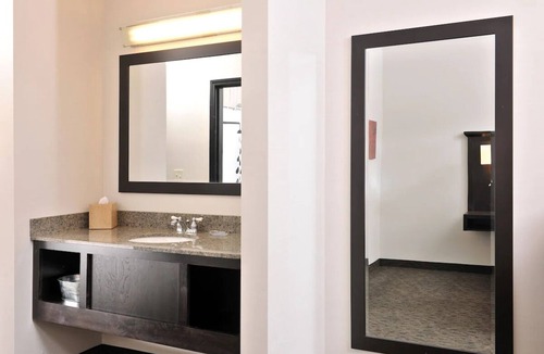 Independence Hotel | Charming Lodge with Unique Rooms - Pet Friendly, Family-fun | 2 Units