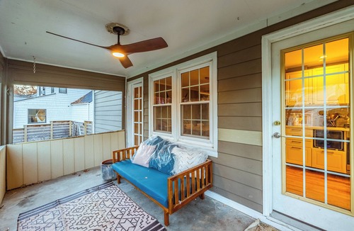 Prairie Village House | Charming Prairie Village Retreat w/Office!