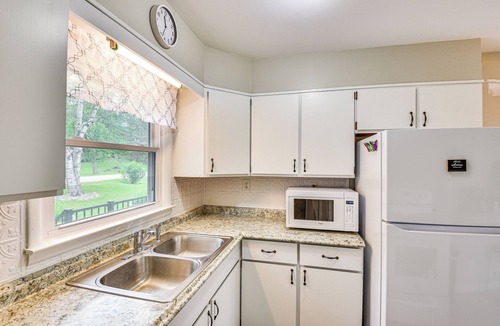 Reading House | Charming Reading Home w/Lake Views & Private Dock
