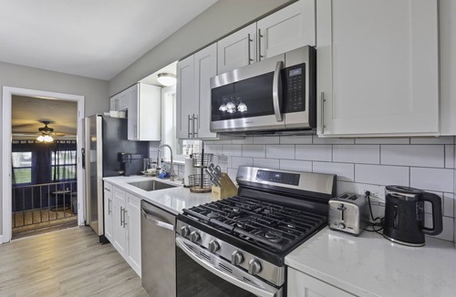 Des Plaines Villa | Charming Retreat in the Heart of Des Plaines by RedAwning