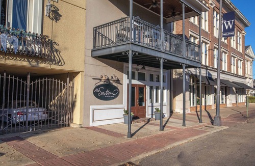 Columbus Apartment | Charming studio apartment in Downtown Columbus, MS