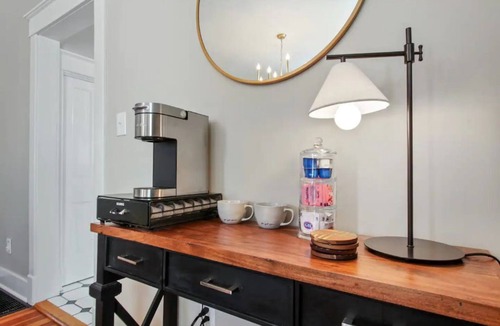 Independence House | Cheerful 4 bedroom close to historical/sport sites