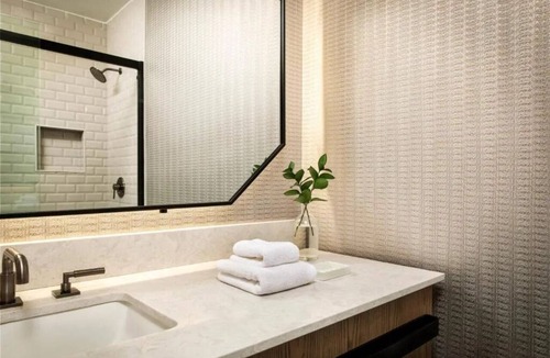 Downtown Denver Hotel | Chic Escape Near Coors Field | Pets Welcome | Premium Room with 2 Queen Beds