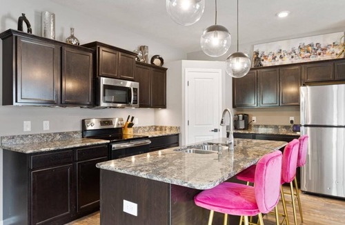 Jefferson House | Chic New 3 Bedroom Home in West Omaha