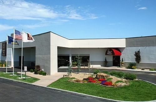 Garden City Hotel | Clarion Inn Garden City
