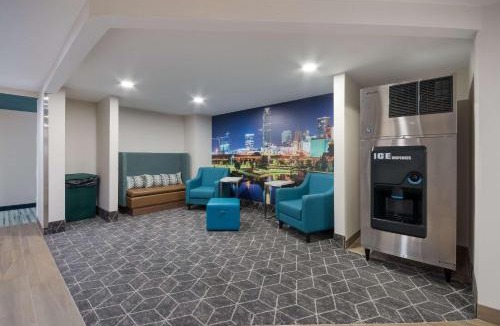Wheatland Hotel | Clarion Pointe OKC Airport