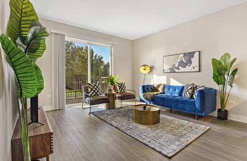 Forestview Apartment | Classy & Peaceful 2BR Apt in Oakbrook OAK23