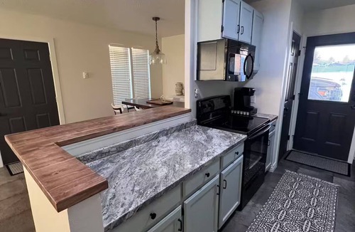 Vernal House | Close to town! Near all vernal attractions.