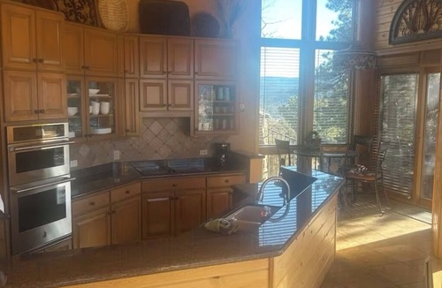 Estes Park House | Cloud 9- Hot Tub! Breathtaking Views! Close to town & RMNP Quiet & Serene