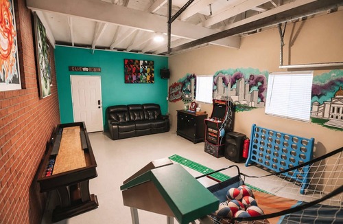 Twin Lakes House | CO9. (House) Sleeps 12 | Hot Tub + Game Room + Theater