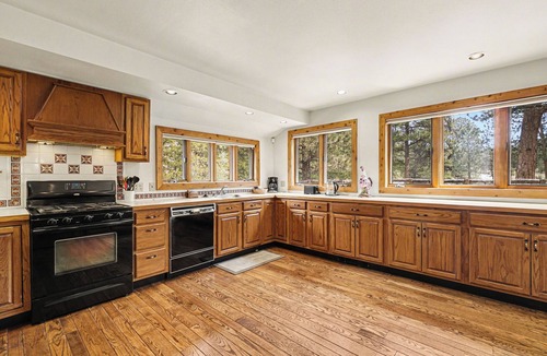 Estes Park House | Coach House on Historical Crocker Ranch Dog Friendly - #22-ZONE3270
