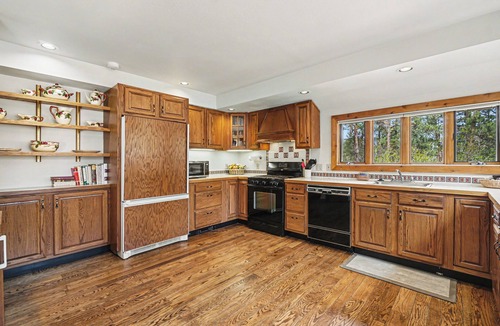 Estes Park House | Coach House on Historical Crocker Ranch Dog Friendly - #22-ZONE3270