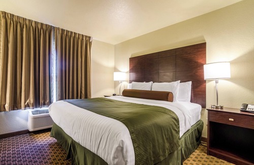 Cambridge Hotel | Cobblestone Inn & Suites - Cambridge