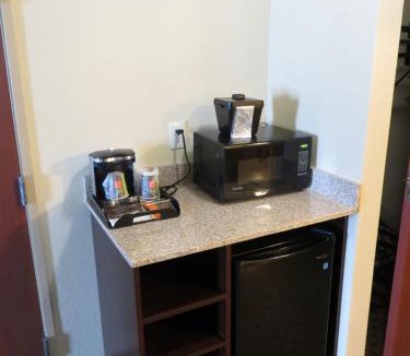 Harper Hotel | Cobblestone Inn & Suites - Harper
