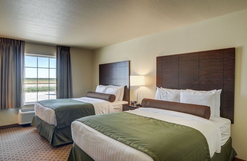 Gill Hotel | Cobblestone Inn & Suites - Kersey