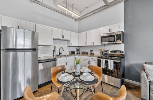River Market Condo | Cold Storage by Stylish Stays
