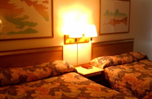 Bullhead City Hotel | Colorado River Value Inn