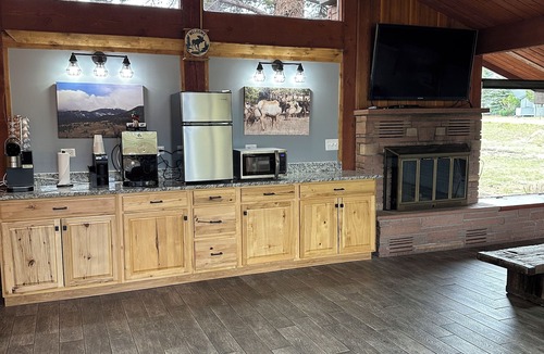 Estes Park Hotel | Columbine Inn