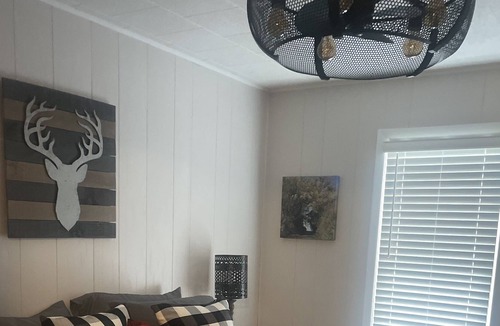 Wellfleet House | Come see us in Wellfleet, the home of horse races down Main Street.