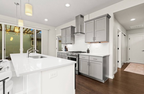 Fort Collins House | Comet Haus | Modern 3BR w/Office & King Beds