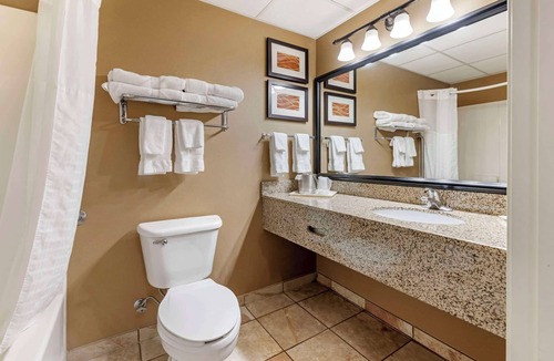 Albert Lea Hotel | Comfort Inn Albert Lea at Trails Travel Center