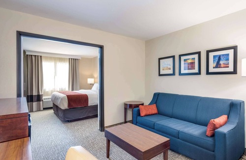 Bonner Springs Hotel | Comfort Inn Bonner Springs Kansas City