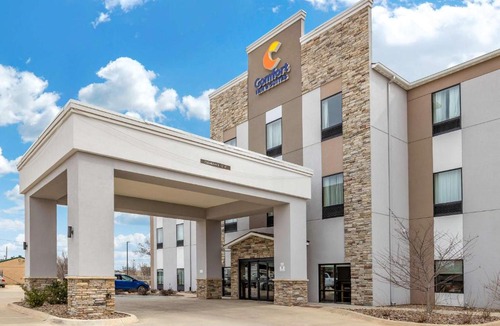 Augusta Hotel | Comfort Inn & Suites Augusta