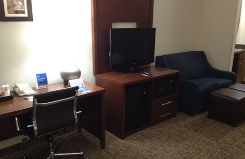 Junction City Hotel | Comfort Inn & Suites Junction City - near Fort Riley
