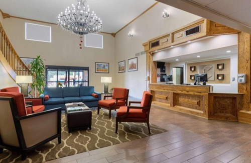 Ponca City Hotel | Comfort Inn & Suites Ponca City near Marland Mansion